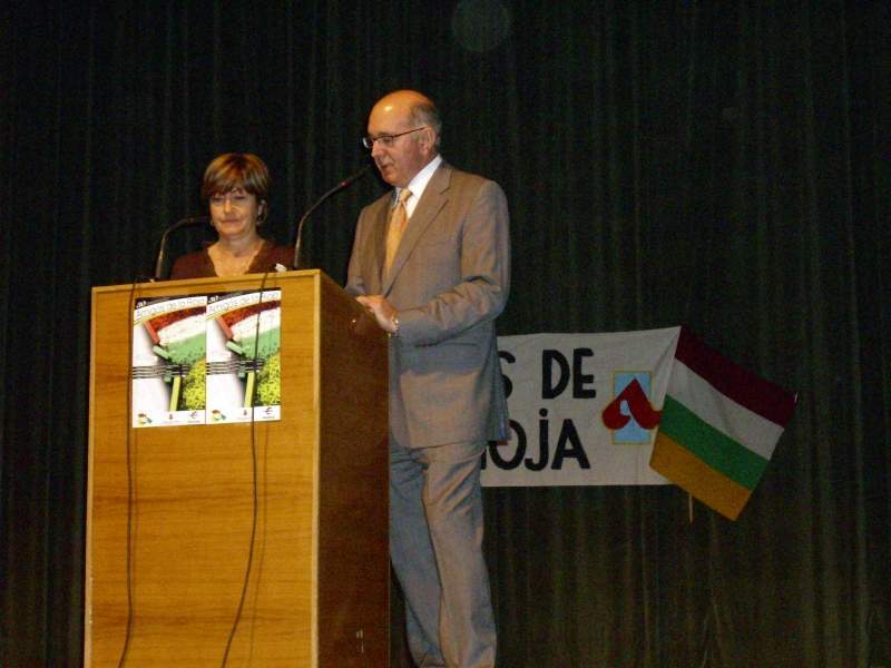 Presentadores: Lucia Ripa y Manolo González. Foto: Caridad Iñiguez