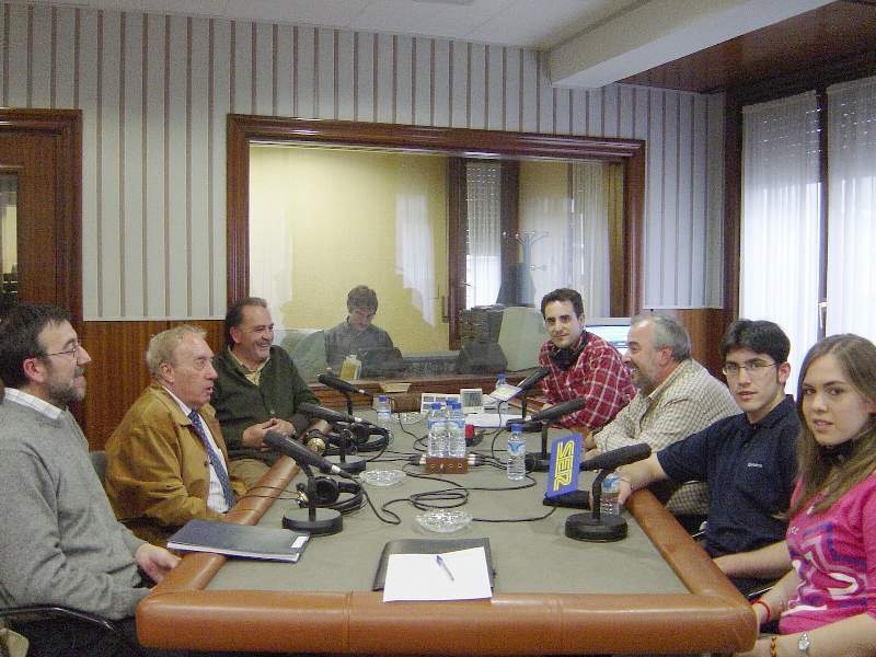 Tertulia 13-5-04. Instituto Sagasta. 160 años de enseñanza. Foto: Fede