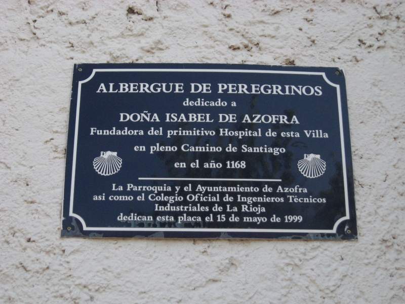 Placa del Albergue de Azofra. Foto: Ángel Urbina